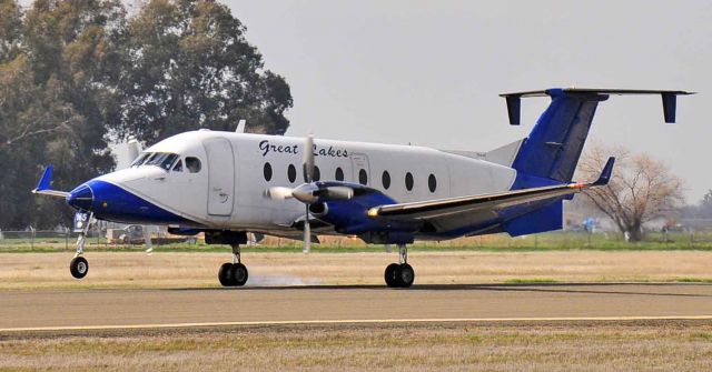 Beechcraft 1900 (N165YV)