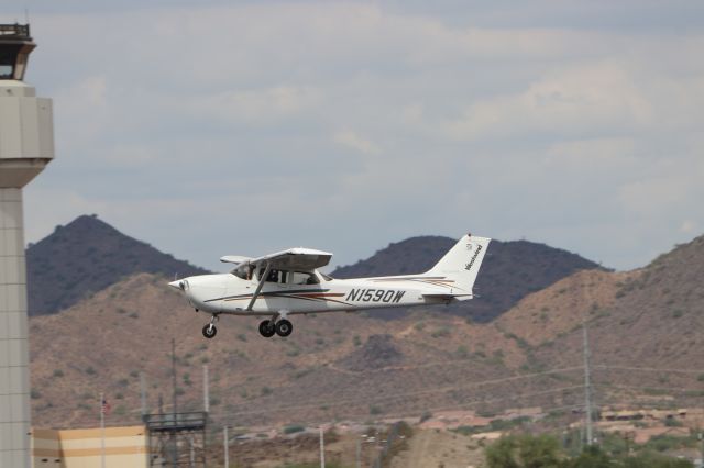 Cessna Skyhawk (N1590W)