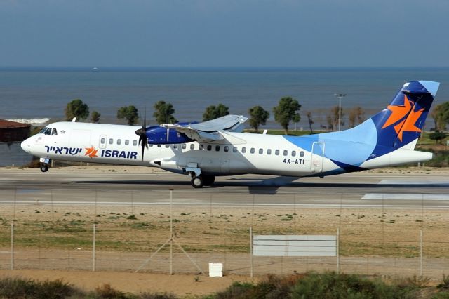 ATR ATR-72 (4X-ATI) - a sequential photo from 21/12/2018: Flight from Eilat, Israel, at touch-down moment on runway 21.