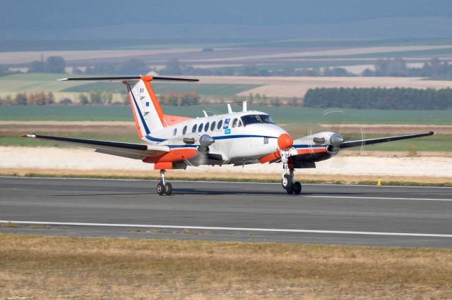Beechcraft Super King Air 200 (F-HCEV)