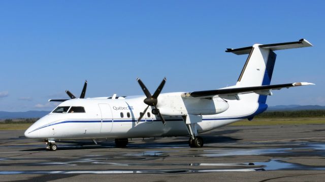 de Havilland Dash 8-200 (QUE30) - C-GQBT, A Québec government Dash-8 operating as QUE30 getting ready to depart Sept-Îles on a medical transport flight (CYZV) - September 2012