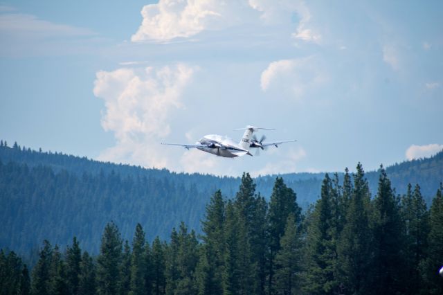 Piaggio P.180 Avanti (N360MC)