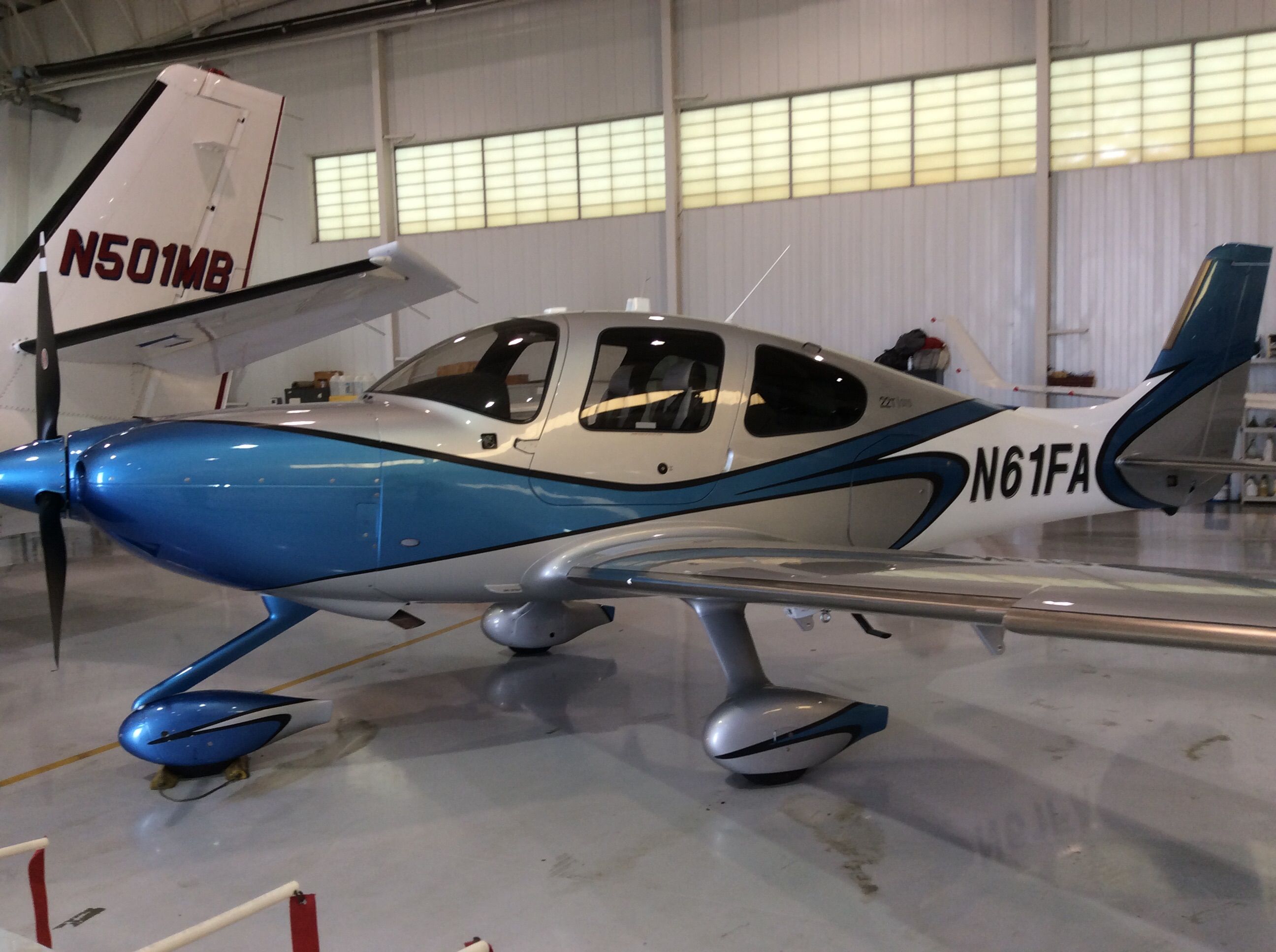 Cirrus SR-22 (N1111)