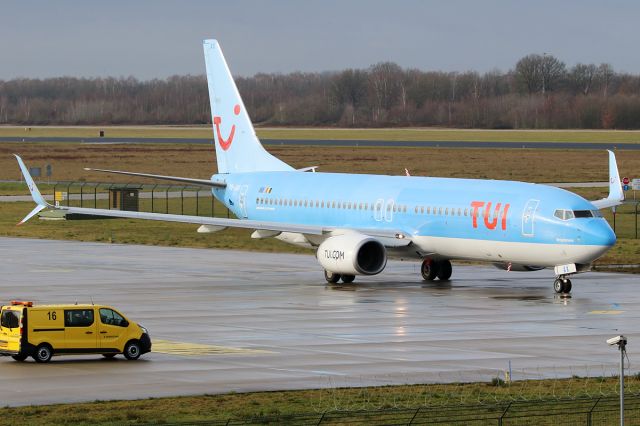 Boeing 737-800 (OO-JAX)