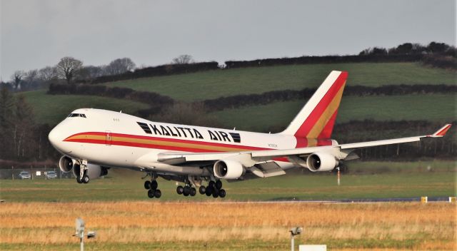 Boeing 747-400 (N705CK) - kalitta air b747-4b5f n705ck landing at shannon 12/1/20.