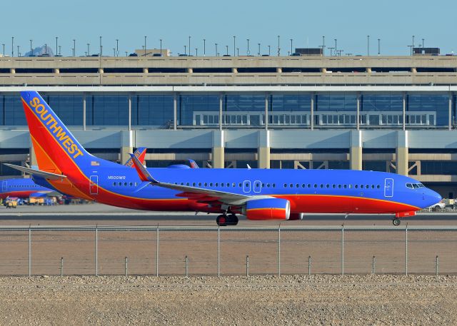 Boeing 737-800 (N500WR)
