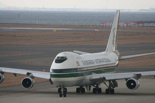 Boeing 747-200 (N485EV)