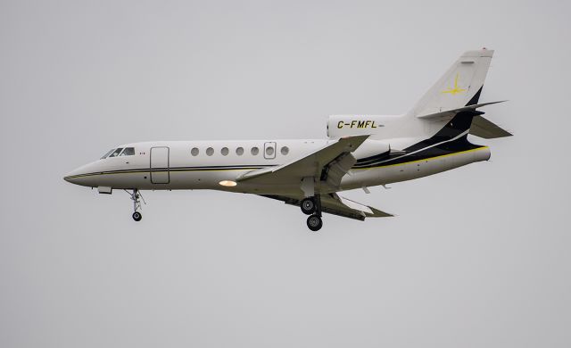 Dassault Falcon 2000 (C-FMFL) - Runway 20R arrival @KDPA.