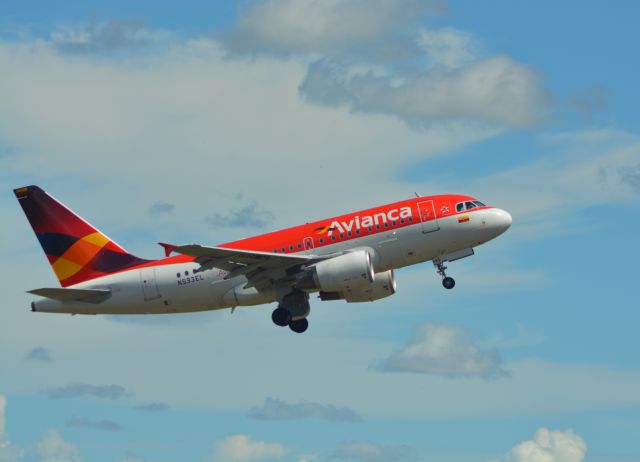 Airbus A318 (N593EL) - Taking Off from FLORENCIA-FLA to BOGOTA-BOG