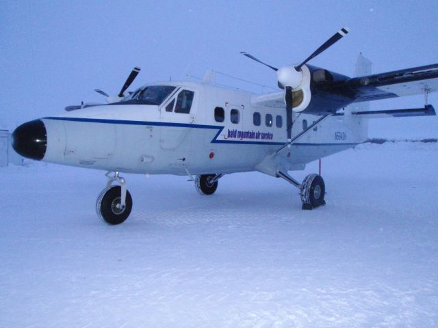 N564DH — - Twin otter on intermediate flotation tires and highly experienced crew