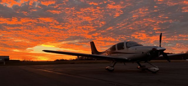 Cirrus SR22 Turbo (N152JT)