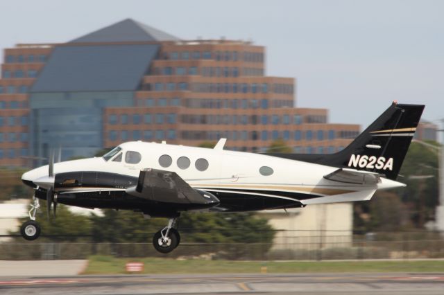 Beechcraft King Air 90 (N62SA)