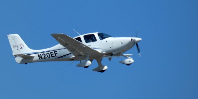Cirrus SR-20 (N20EF) - Shortly after departure is this 2021 Cirrus SR20 from the Summer of 2024.
