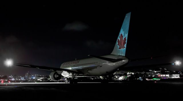 BOEING 767-300 (C-FTCA) - AirCanada C-FTCA B767-300 leaving St Maarten for Canadaafter dark.