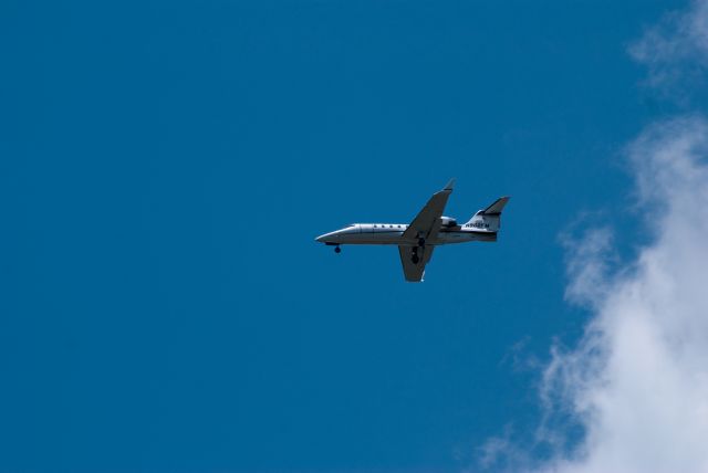 Learjet 31 (N962FM)