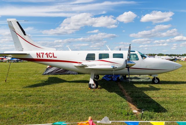 Piper Aerostar (N71CL)