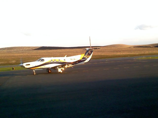 Pilatus PC-12 (N705MS)