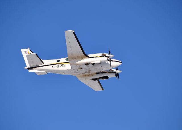 Beechcraft King Air 90 (C-GTGV)