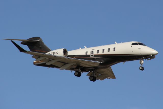 Bombardier Challenger 300 (N575FX) - 26NOV20