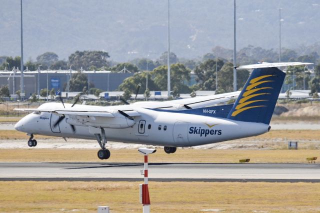 de Havilland Dash 8-300 (VH-XFX)