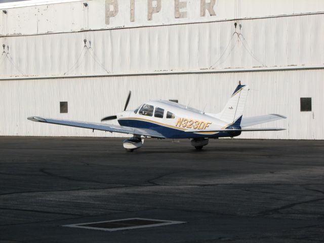 Piper Cherokee (N323DF) - at Williamsport