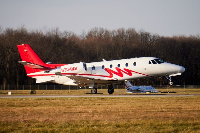 Cessna Citation Excel/XLS (N304MR) - Departing Runway 8