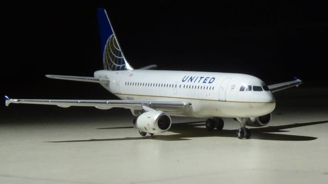 N836UA —