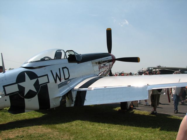 North American P-51 Mustang (N751RB) - P-51 Mustang Glamorous Gal at Reading airshow 2008