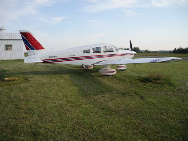 Piper Cherokee (N8240D)