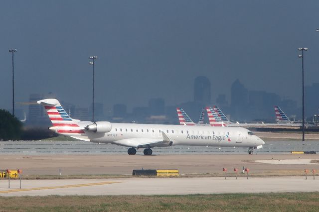 Canadair Regional Jet CRJ-200 (N955LR)