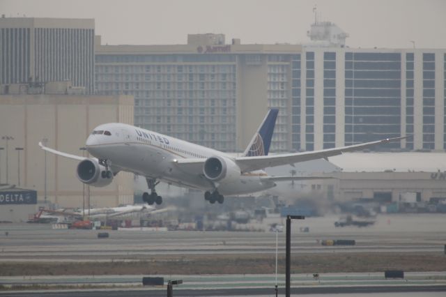 Boeing 787-8 (N45905)