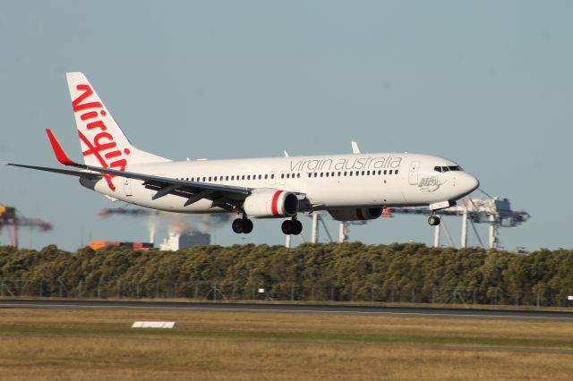 Boeing 737-800 (VH-YIH)