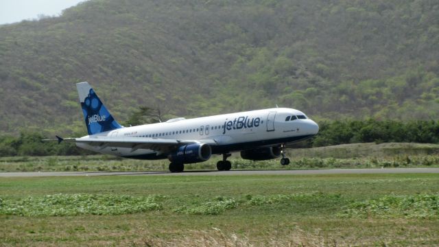 Airbus A320 (N564JB)