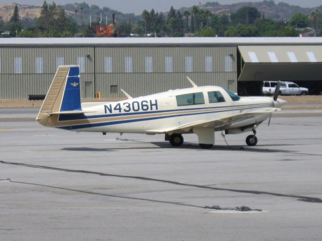 Mooney M-20 (N4306H) - Parked at Fullerton