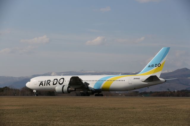 BOEING 767-300 (JA98AD) - 10 April 2016:HND-HKD