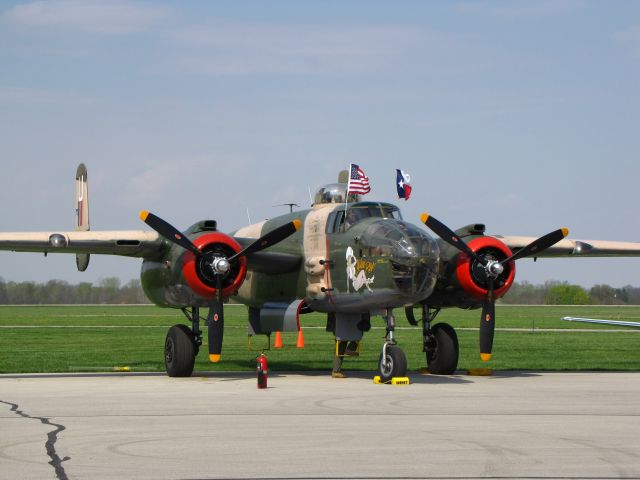 North American TB-25 Mitchell (N25YR)