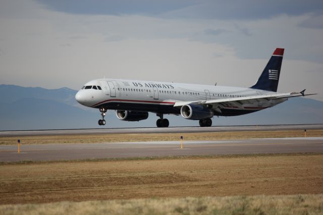 Airbus A321 (N520UW)