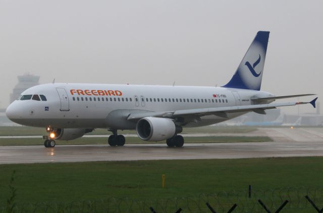 Airbus A320 (TC-FBO)