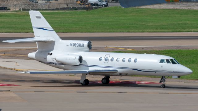 Dassault Falcon 50 (N190MQ) - Taxiing in after landing at Love Field October 7th, 2018.