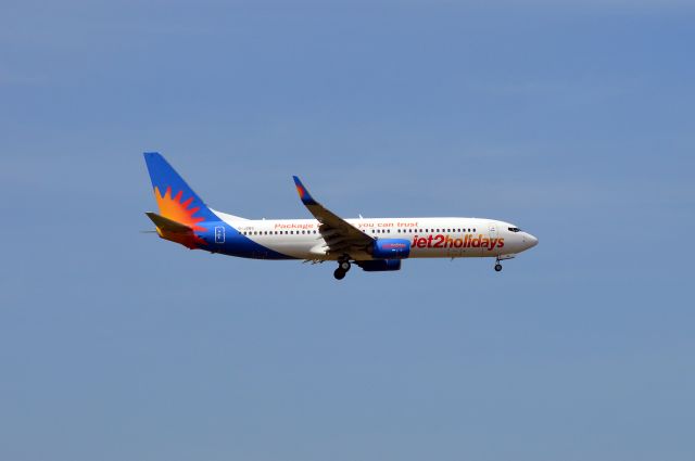 Boeing 737-800 (G-JZBS) - Jet2 - B737-8MG (G-JZBS) A Jet2 afternoon arrival at NCL (Photo 11May24)