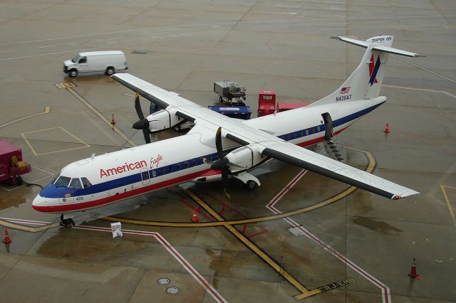 ATR ATR-72 (N426AT) - Seen in the last few days of ATR operations at DFW.