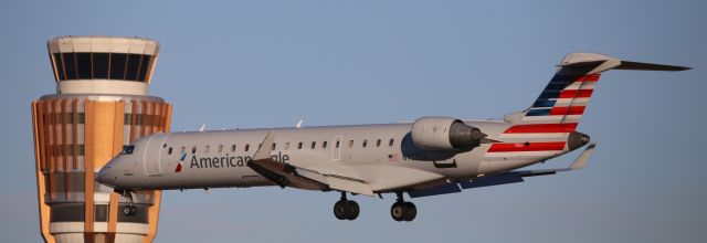 Canadair Regional Jet CRJ-900 (N758SK) - 28 Dec 18