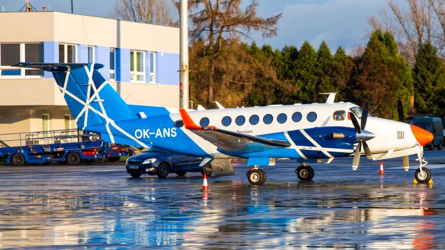 Beechcraft Super King Air 350 (OK-ANS) - Air Navigation Services of the Czech Republic