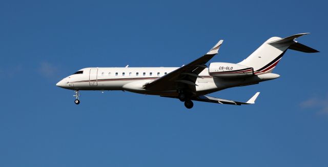 Bombardier Global Express (CS-GLD) - On final is this 2012 Bombardier Global Express 6000 in the Autumn of 2020.