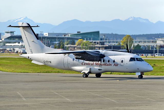 Fairchild Dornier 328 (C-FDYN)