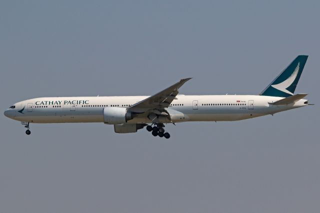 Boeing 777-200 (B-KPU)