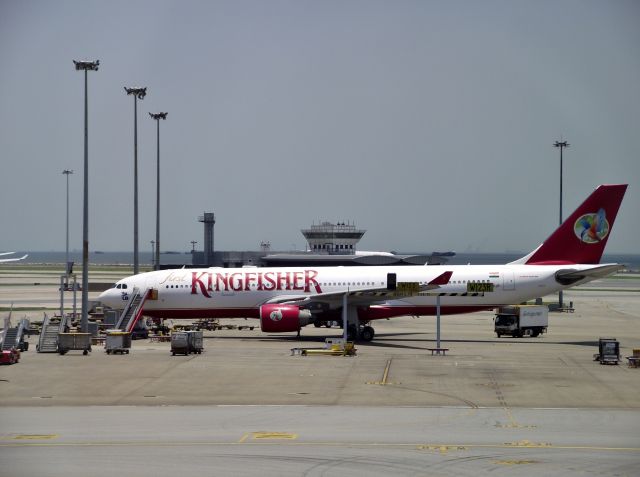 Airbus A330-200 (VT-VJP) - Kingfisher Airlines