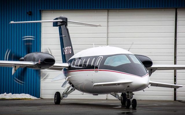 Piaggio P.180 Avanti (C-GRTG) - Photo Credit: Alex Pierzak