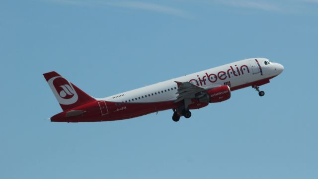 Airbus A320 (D-ABZK)