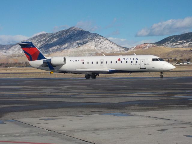 Canadair Regional Jet CRJ-200 (N926EV) - Taxing to take off back to SLC.br /br /Photo taken on Nov 5, 2022 at 11:51 MDT